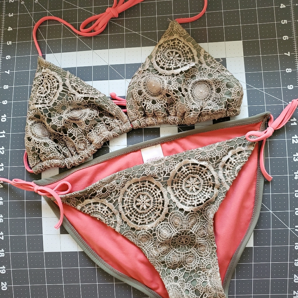 🧜‍♀️ LIKE NEW BIKINI